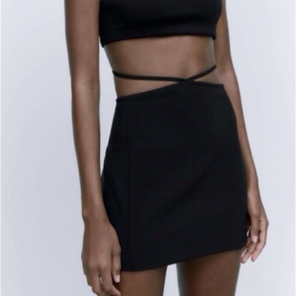 Zara black mini skirt